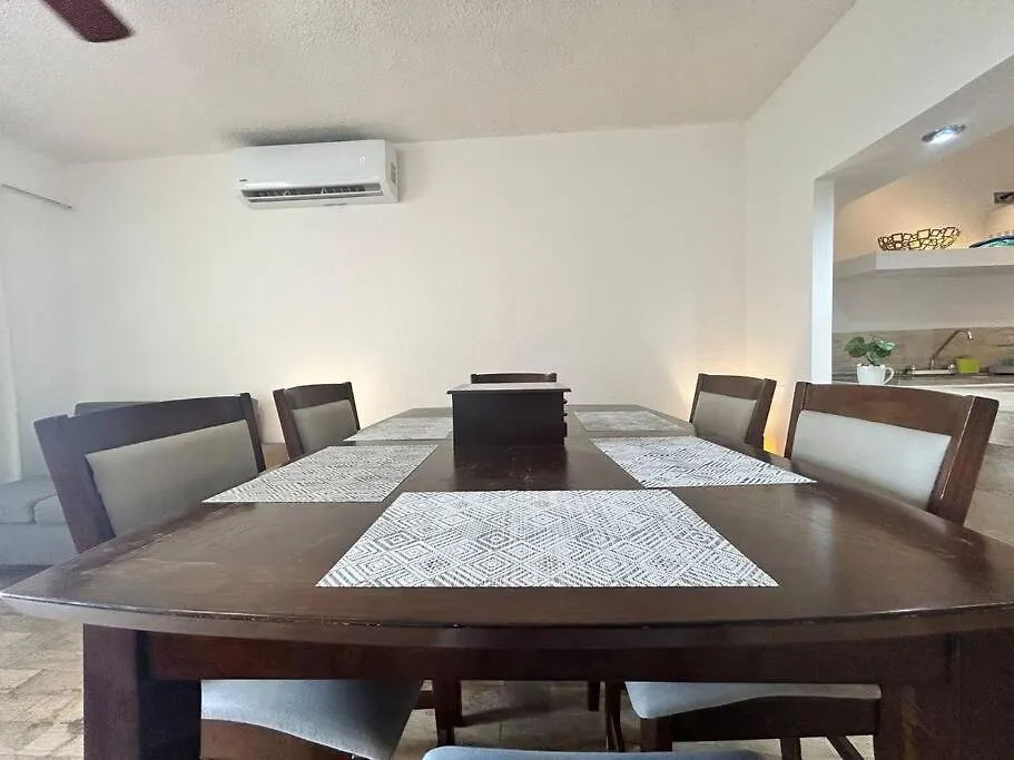 La Villa Dorada 5 Cancun